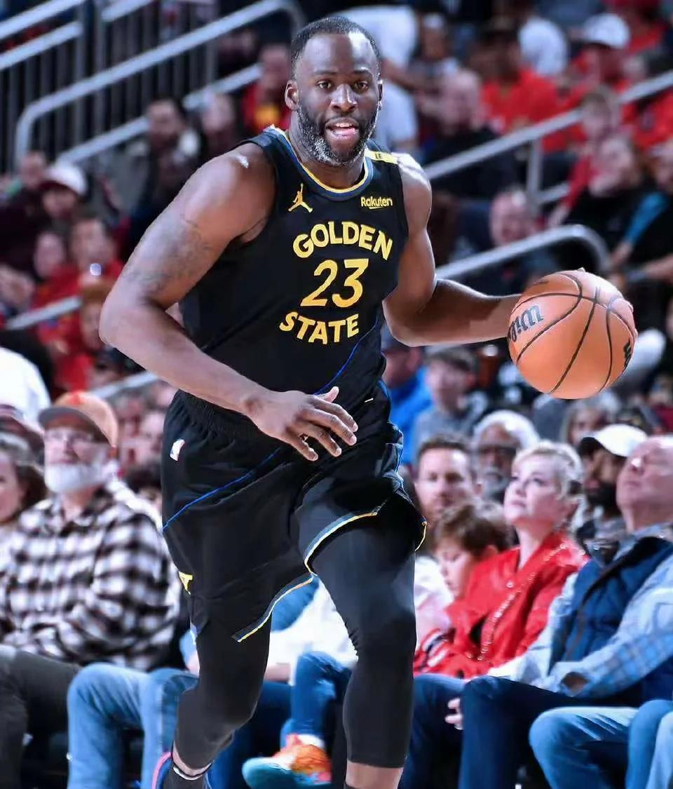 开云电竞-包含赛前NBA常规赛焦点战，克里夫兰骑士主帅复盘，信心回归，控场能力受关注的词条