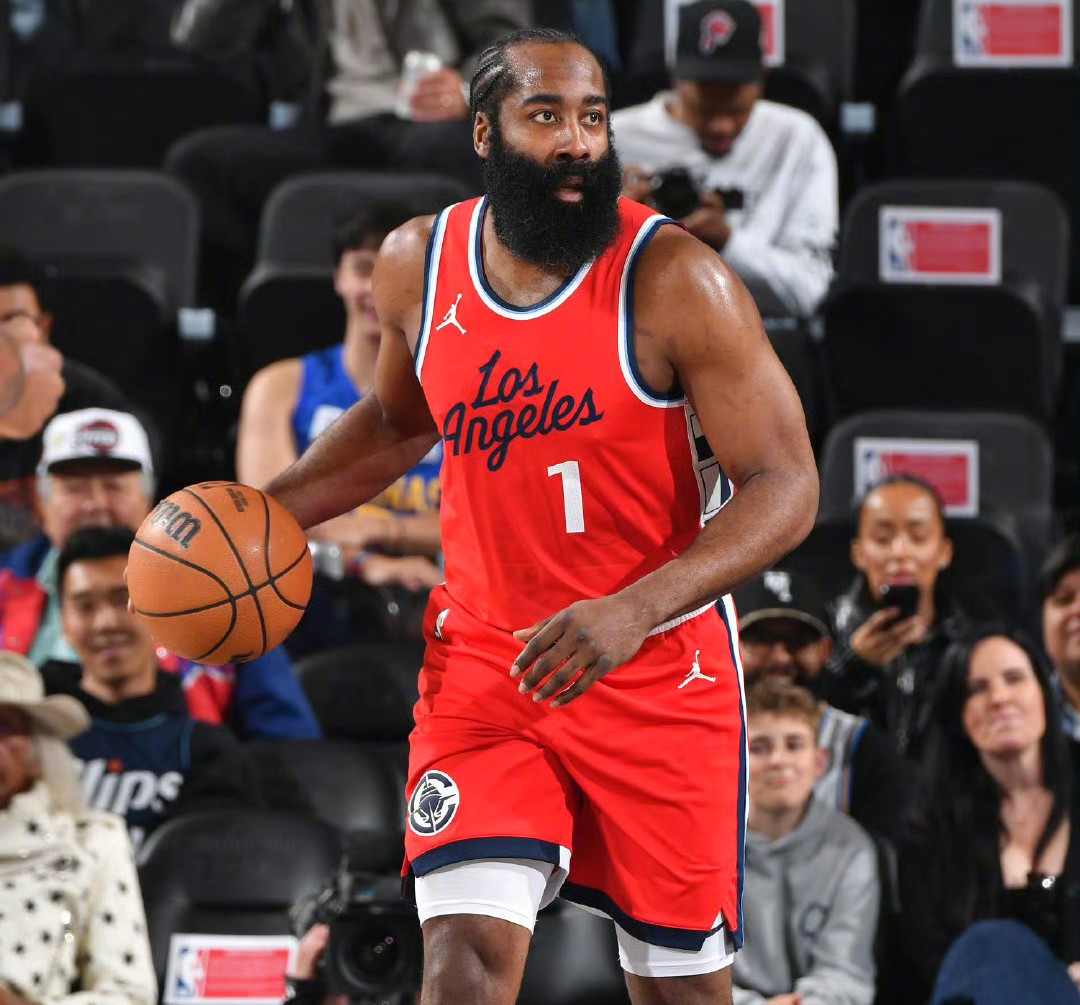 开云体育-包含哈登连续十二场比赛得分超过挺进下一轮，篮网挑战极限！的词条