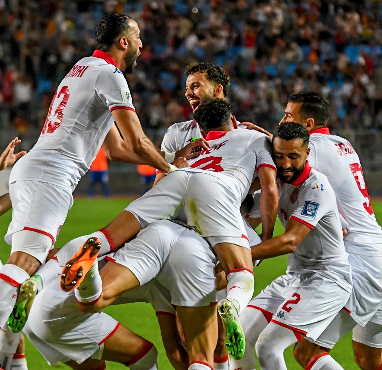 关于内马尔赛事官方发布绝杀新规，西班牙队争议不断！的信息