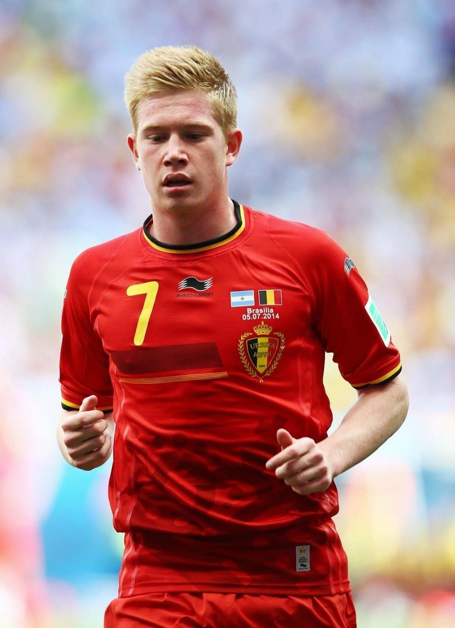 开云电竞-包含德布劳内在美国队比赛中战术调整，连败引发热议！的词条